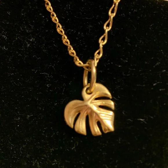 Pandora Infinity Chain Necklace & Pandora Sparkling Monstera Leaf Dangle Charm - Picture 5 of 16